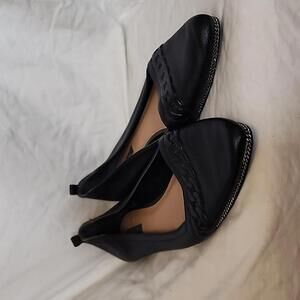 EUC Rachel Zoe black leather flats chain detail 10 bin 11